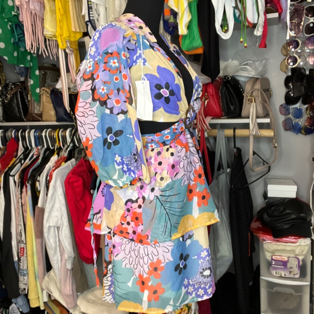 Dress - Picture 2 of 3